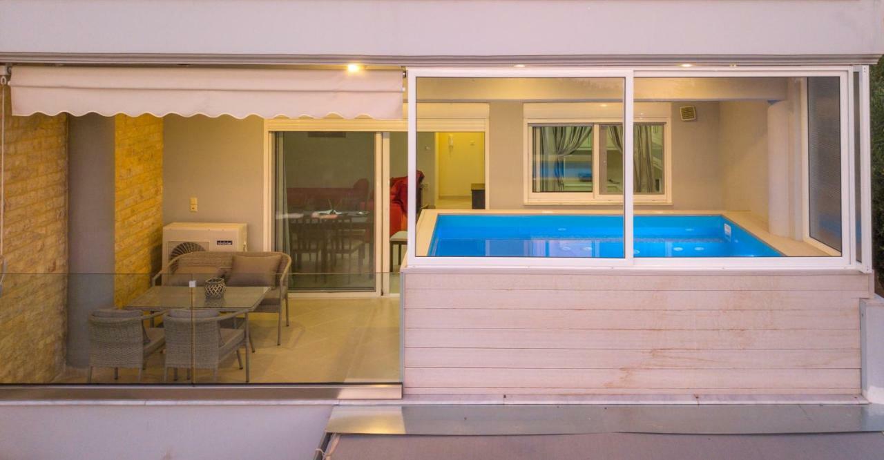 Grand Suites With Private Pools Kalamata Exterior photo